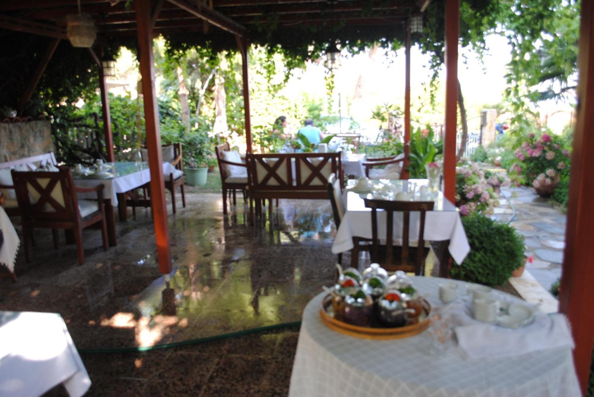 Gunebakan Taliani Hotel Ayvalı Exterior foto